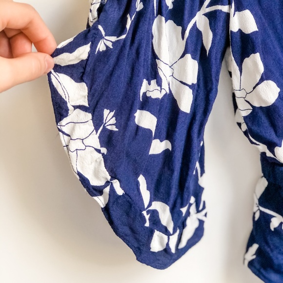 NWOT H&M Women's Floral Crepe Nursing Dress - Picture 4 of 6